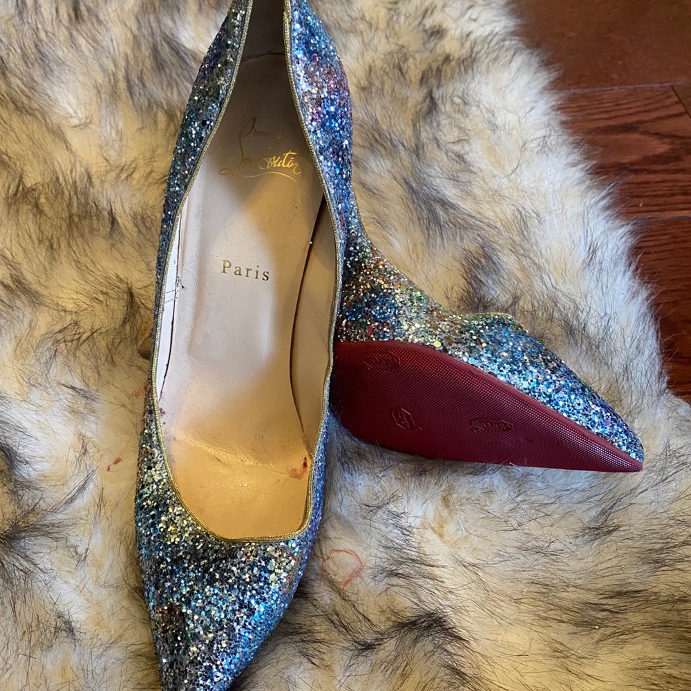 Pre-owned Christian Louboutin in good shape.